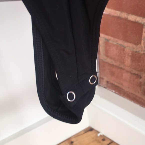 NWOT Free People Super Soft Deep V Bodysuit - Picture 6 of 7